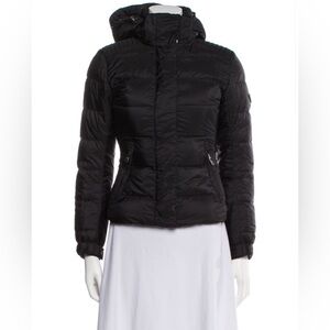Prada Women's Elegant Black Puffer Jacket